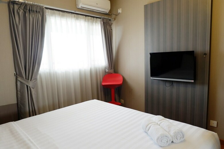 Exclusive 1br Apartment The Wave Kuningan Near Epicentrum