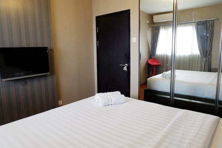 Exclusive 1br Apartment The Wave Kuningan Near Epicentrum