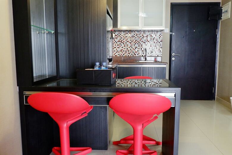 Exclusive 1br Apartment The Wave Kuningan Near Epicentrum
