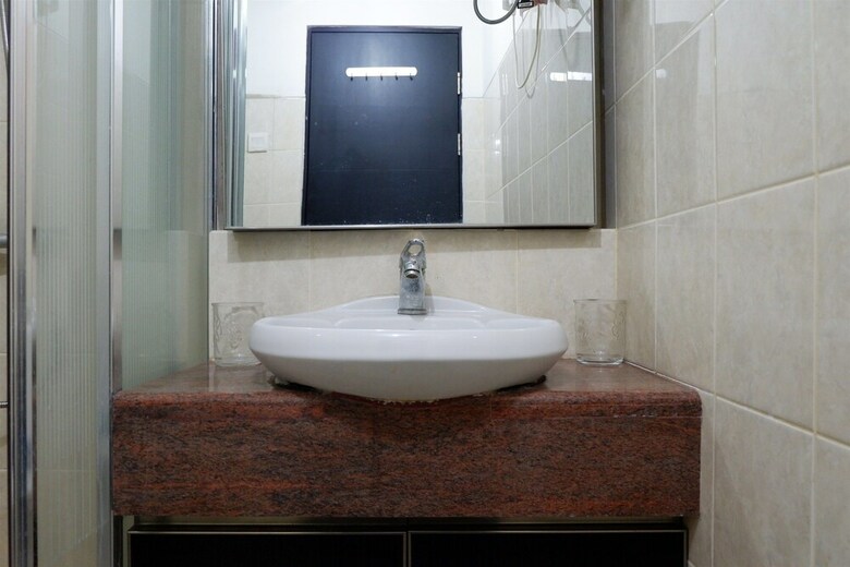 Exclusive 1br Apartment The Wave Kuningan Near Epicentrum