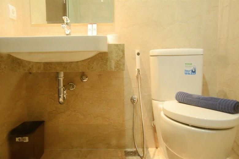 Warm And Best Studio Menteng Park Apartment