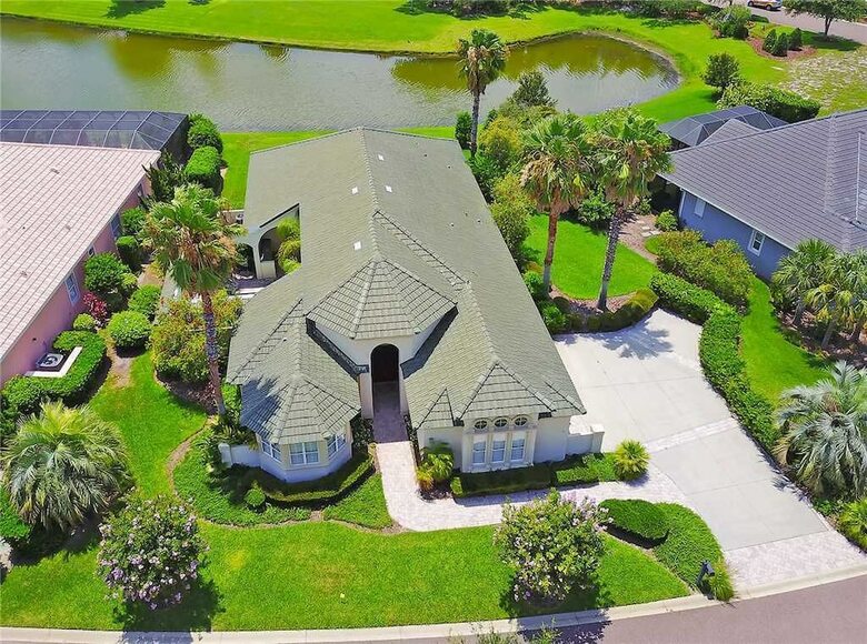 Royal Swan - Three Bedroom Home