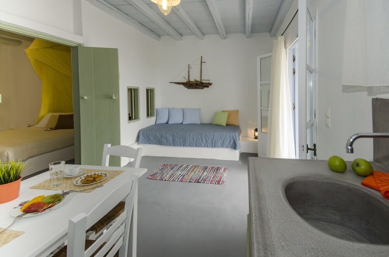 Aparthotel Thalassitra Private Pool Suites & Spa