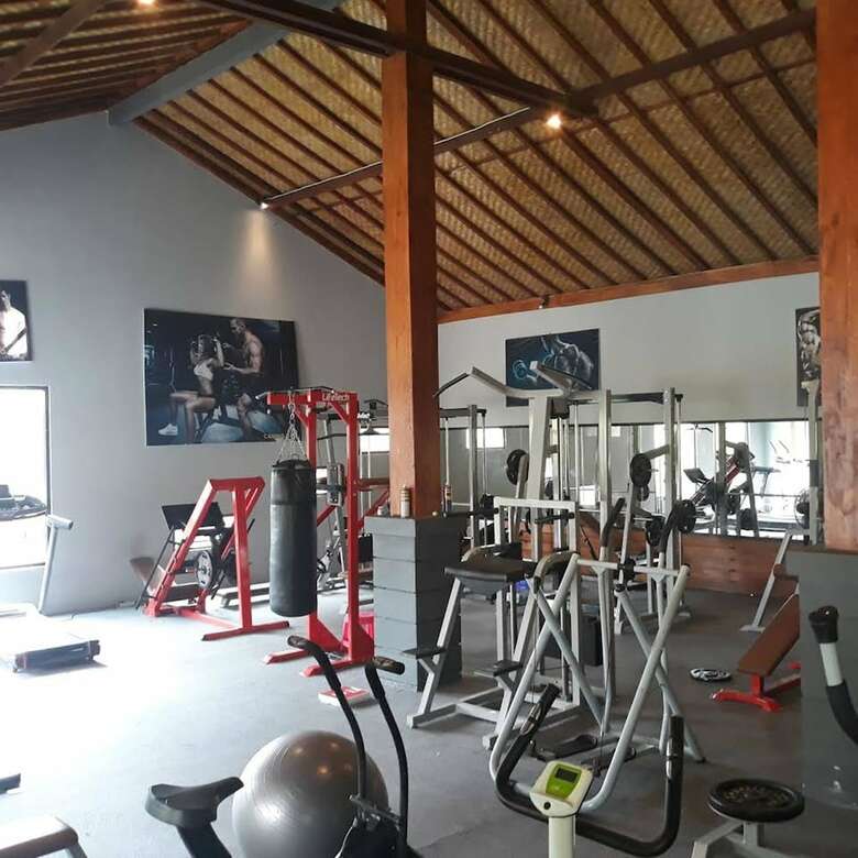 Uma Chaming Villas & Gym By Eps