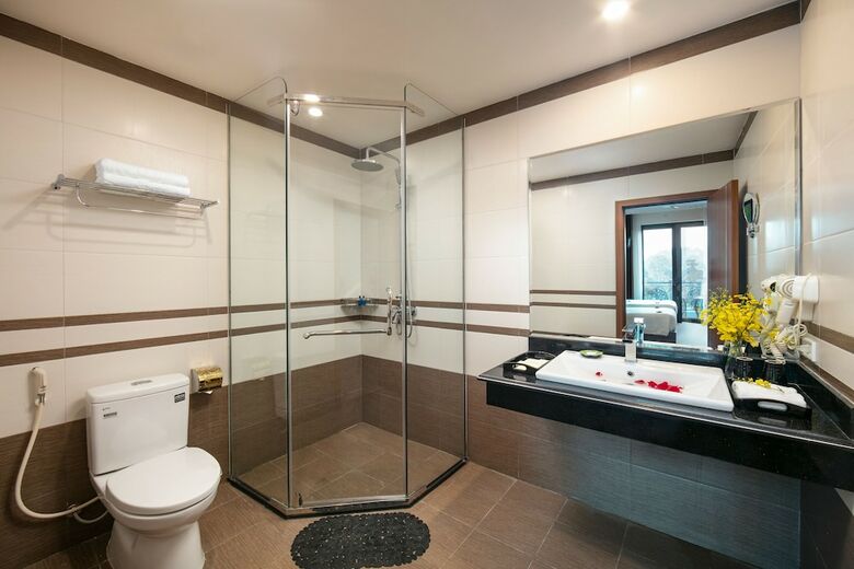 Tam Coc Holiday Hotel & Villa