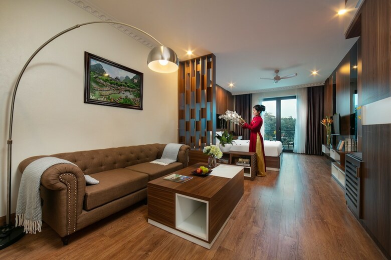 Tam Coc Holiday Hotel & Villa