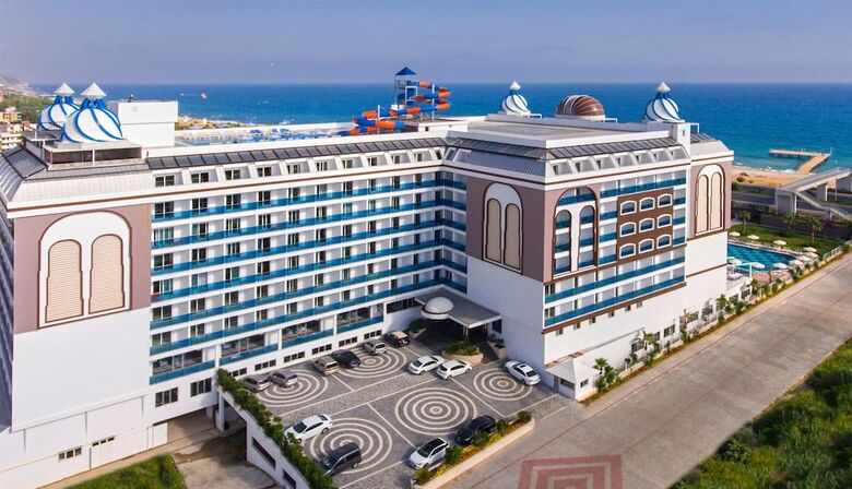 Hotel Azur Resort & Spa - All Inclusive