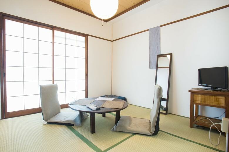 Apartamentos Life House Shinsaibashi Osaka Castle