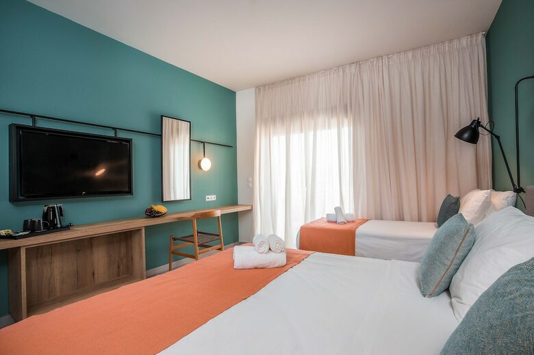 Mazoren Art Hotel