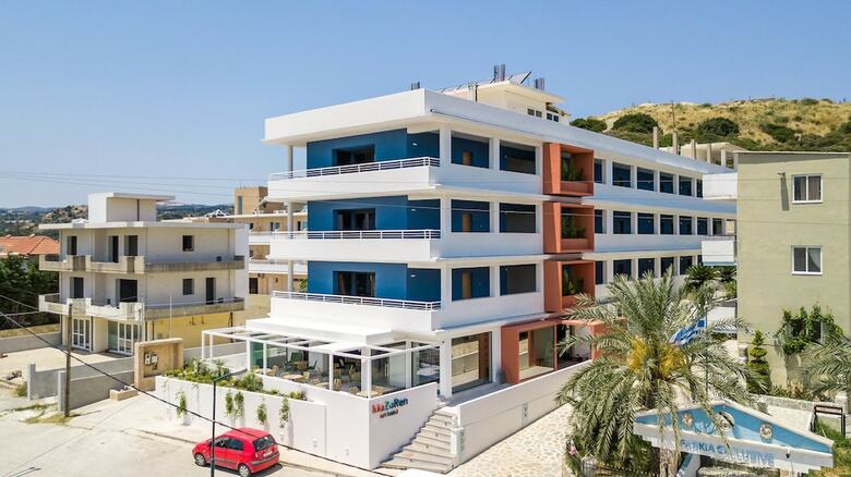 Mazoren Art Hotel