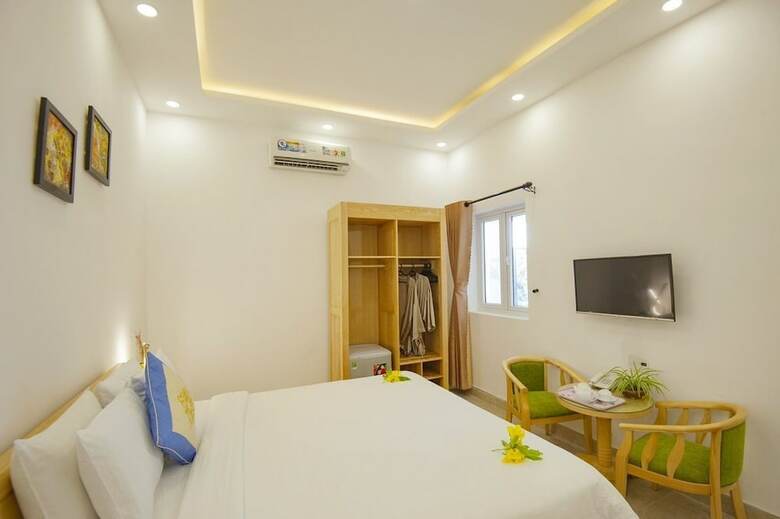Hotel Yellow Daisy Pool Villas