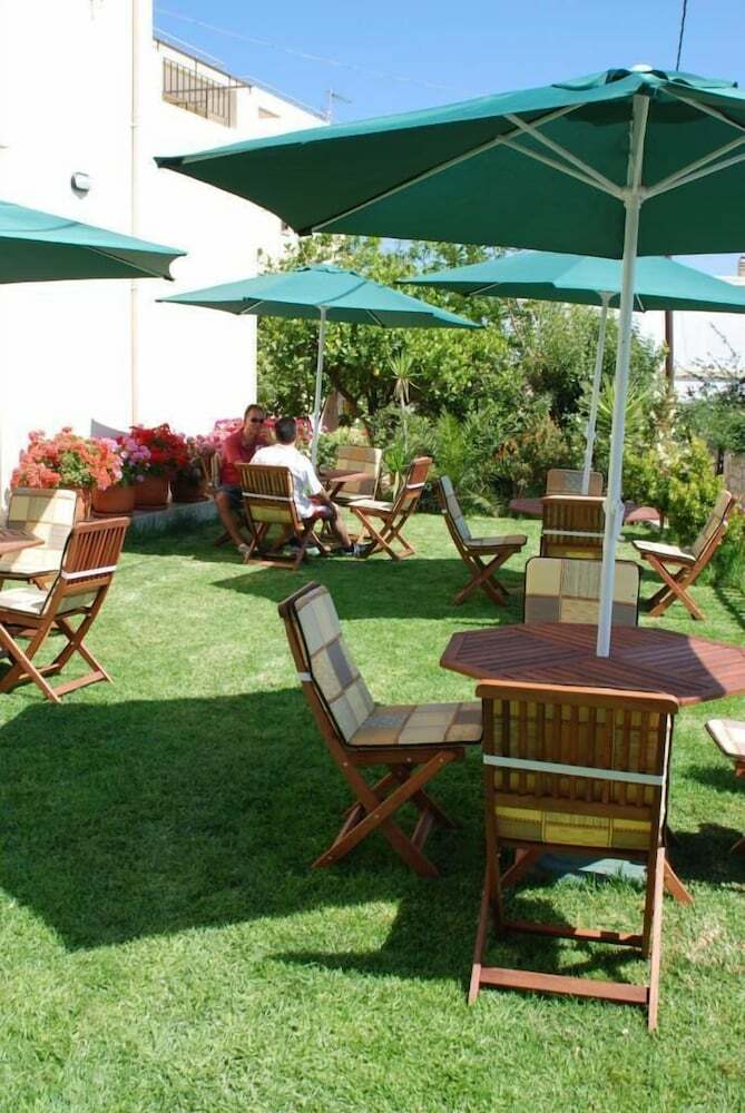 Aparthotel Aptera Hotel