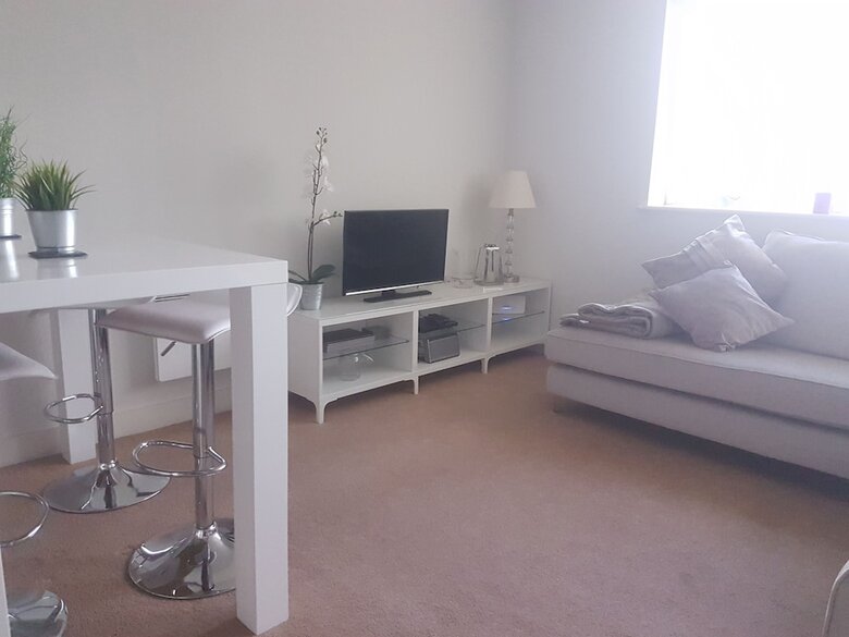 Tp Apartments - Canal Wharf