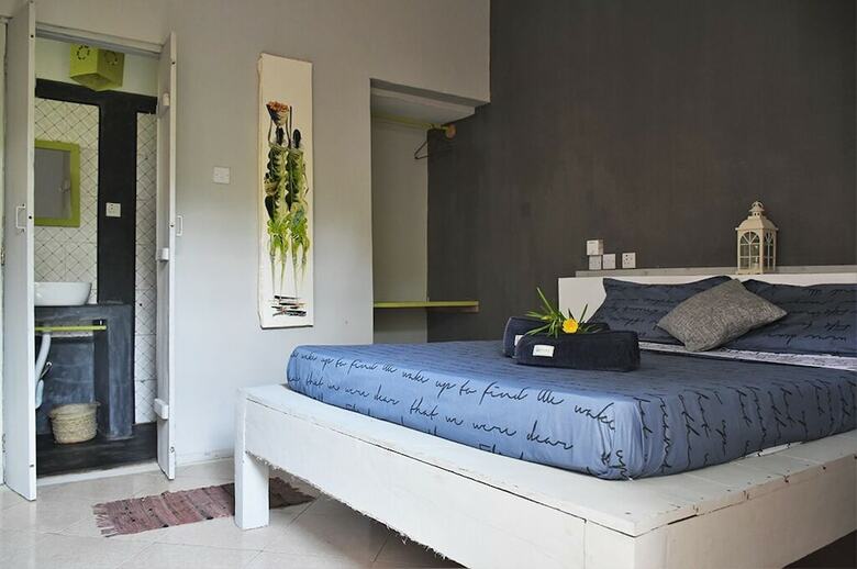 Bed & Breakfast Safisana Lodge