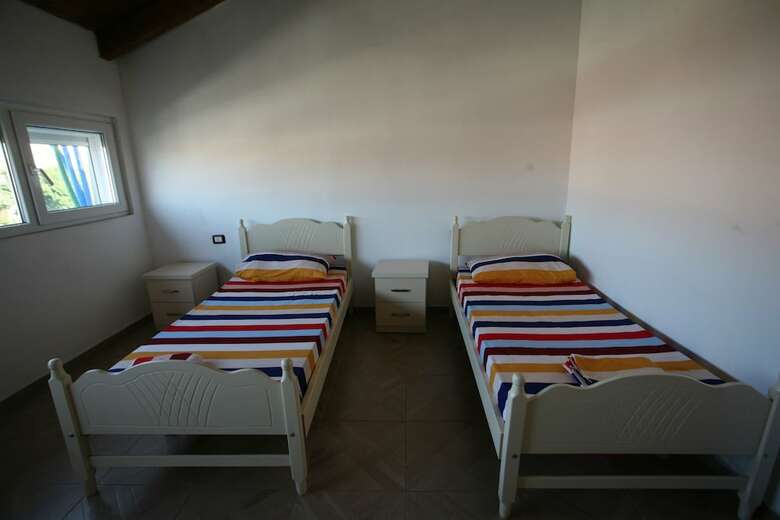 Hostal Bulldog Hostel & Club