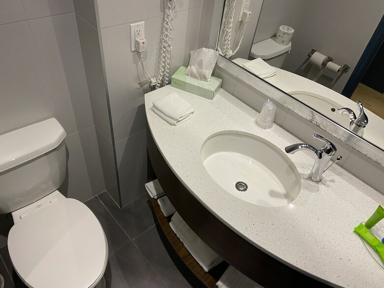Umbrella Hotel Queens Airports