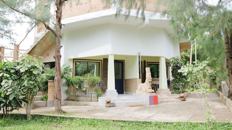 Aparthotel Hypolink Village