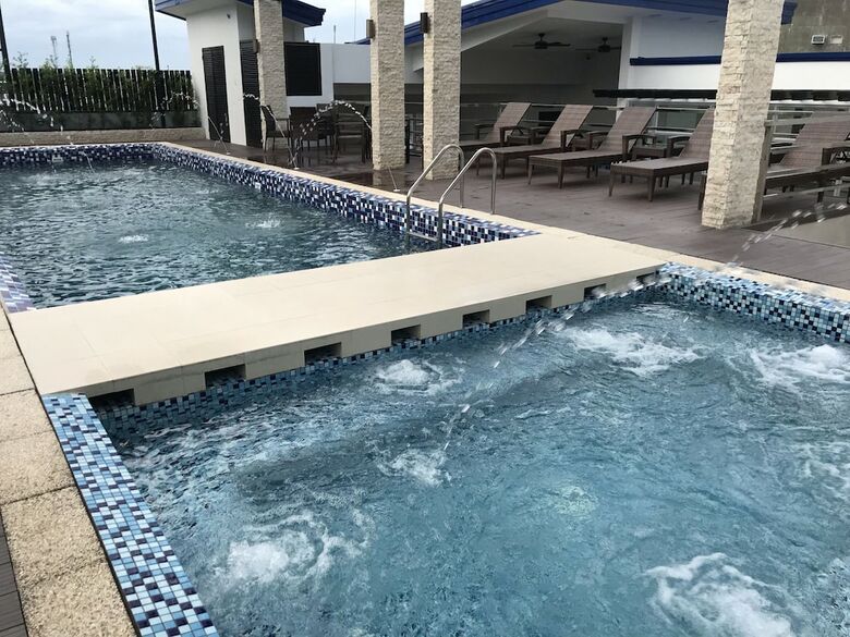 Blue Lotus Hotel Davao
