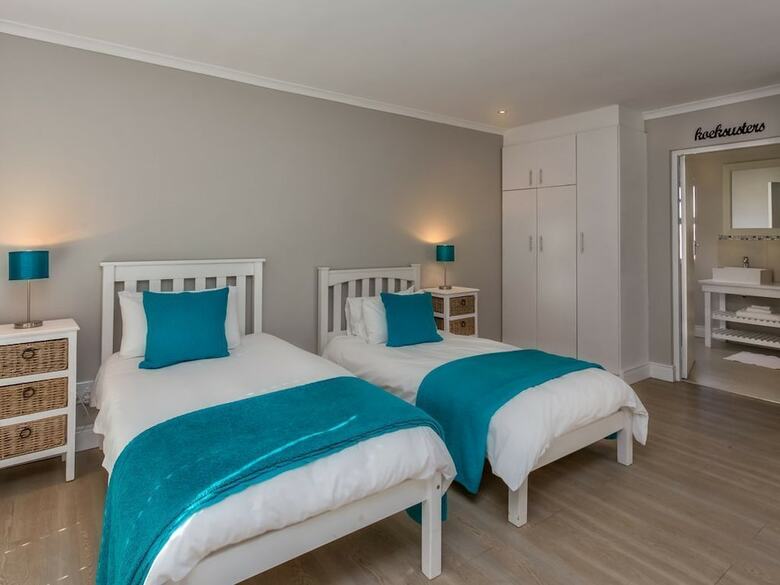 Gansbaai Seafront Holiday House: Ons C-huis