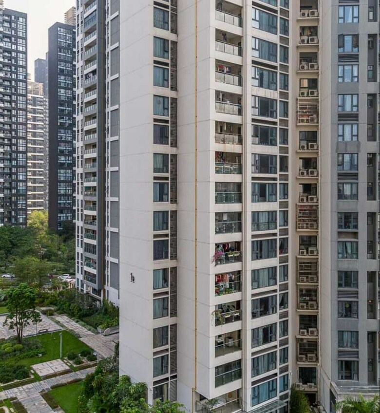 Locals Boutique Apartment Huafa Plaza.1