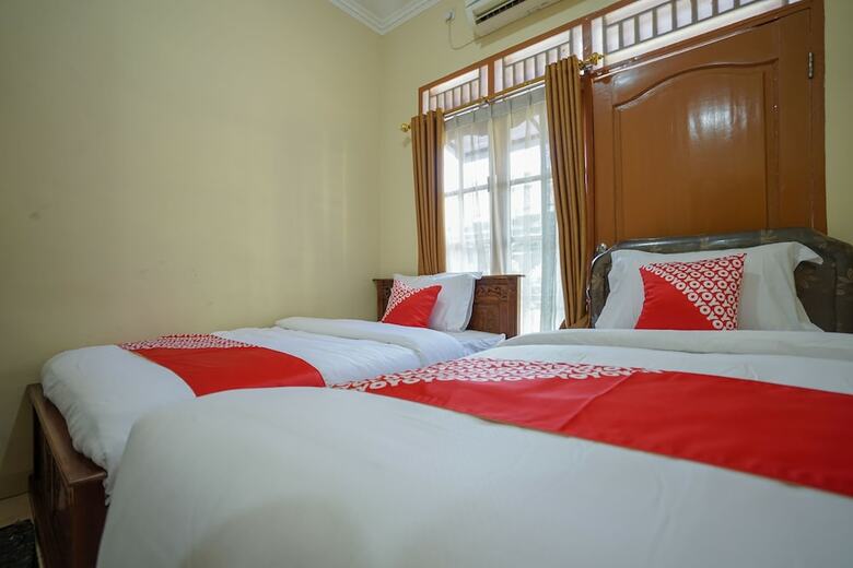 Hotel Oyo 335 Wisma Empat Lima Syariah