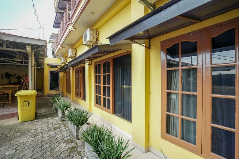 Hotel Oyo 335 Wisma Empat Lima Syariah