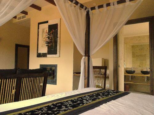 Hotel Mas�a Durb�
