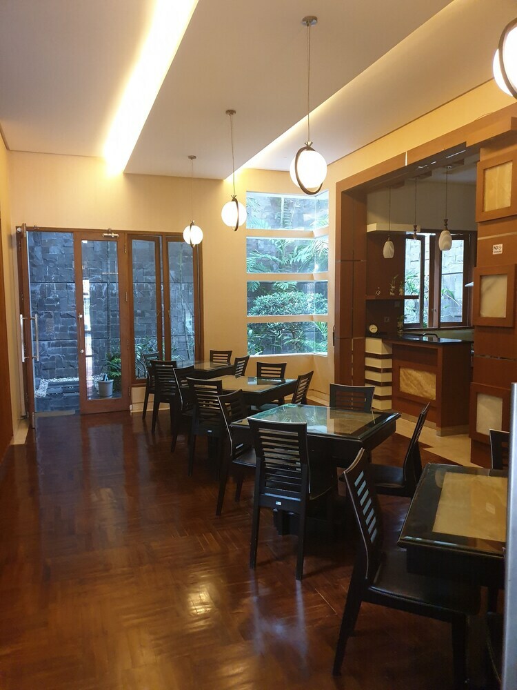Hotel Omahqu Guest House