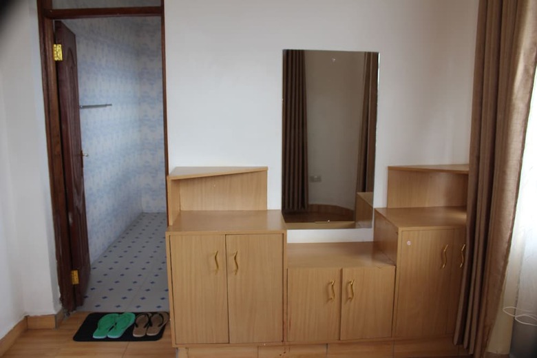 Hotel Salient Home Stay