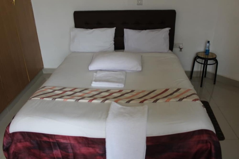 Hotel Salient Home Stay