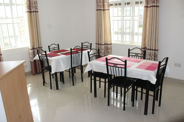 Hotel Salient Home Stay