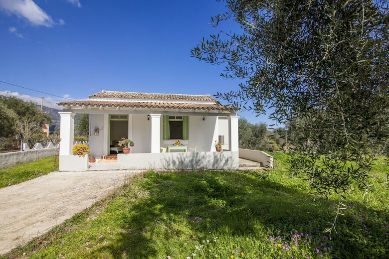 Villa Koutroulo's Private Cottage By Konnect