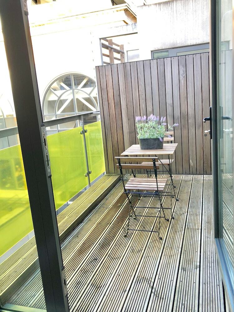 Apartamentos City Short Stays Tower Hill Studios
