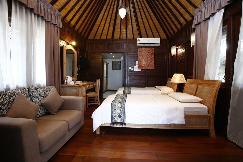 Hotel Sutera @ Mantanani Island Resort & Spa
