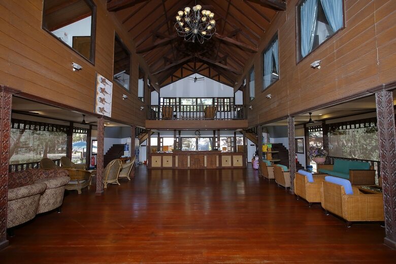 Hotel Sutera @ Mantanani Island Resort & Spa