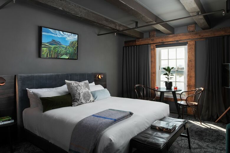 Hotel Stillwater Seven