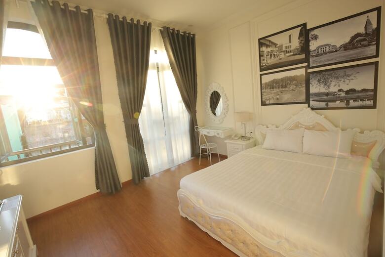 Tea Leaf Hotel 2