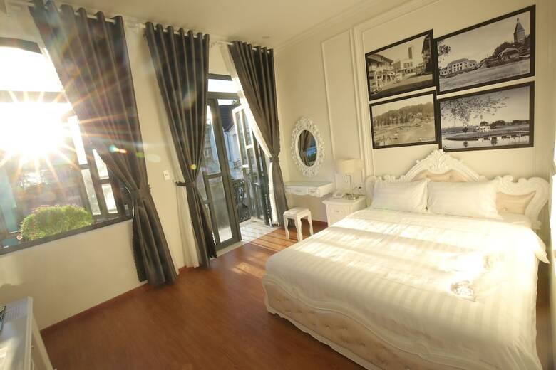 Tea Leaf Hotel 2