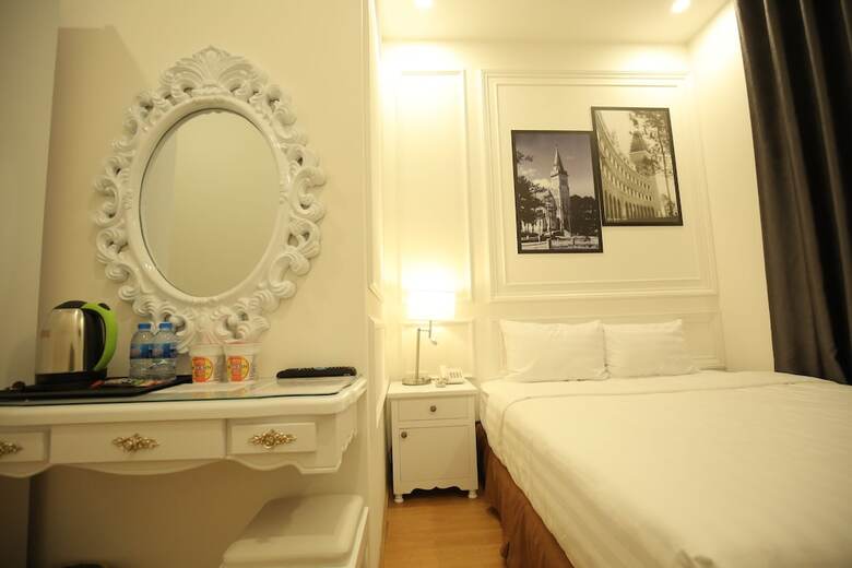 Tea Leaf Hotel 2