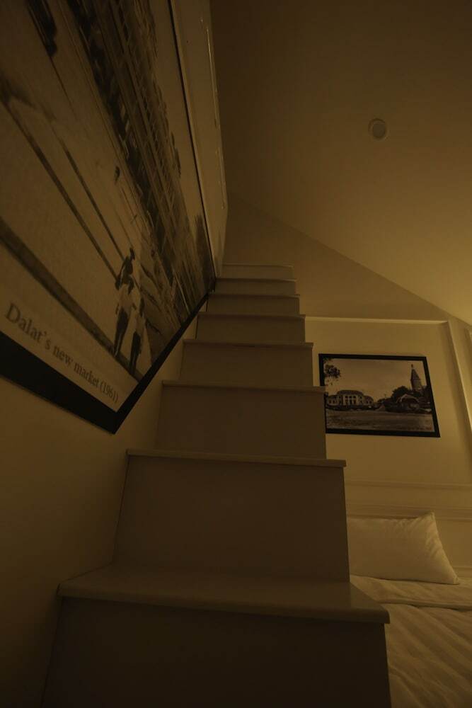 Tea Leaf Hotel 2