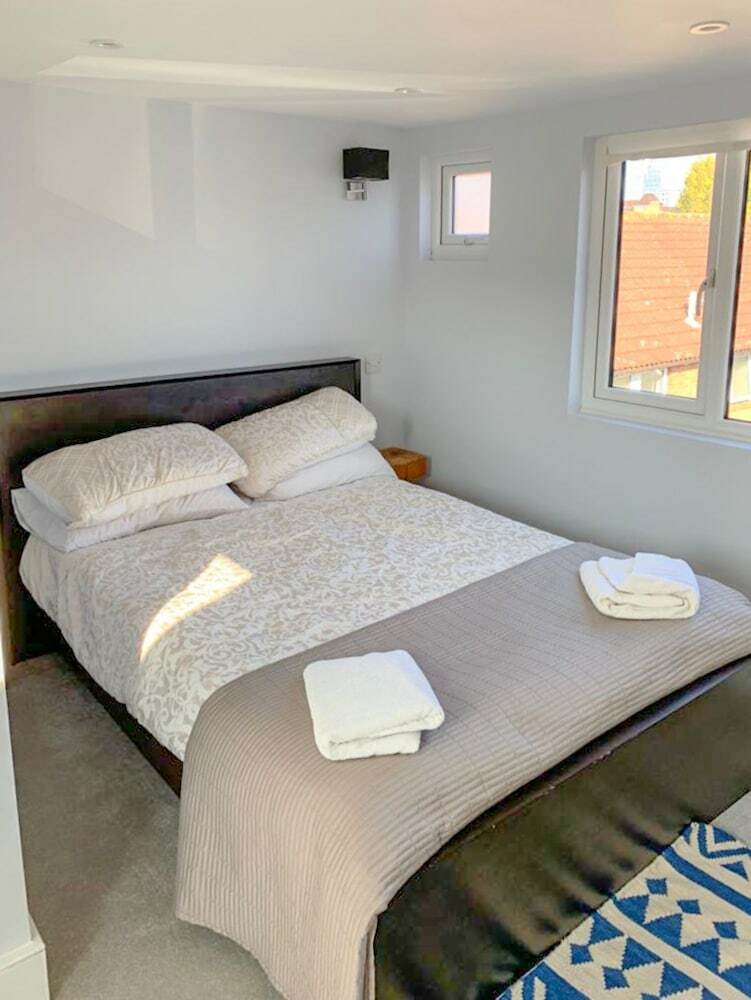 3 Bedroom House In Central London