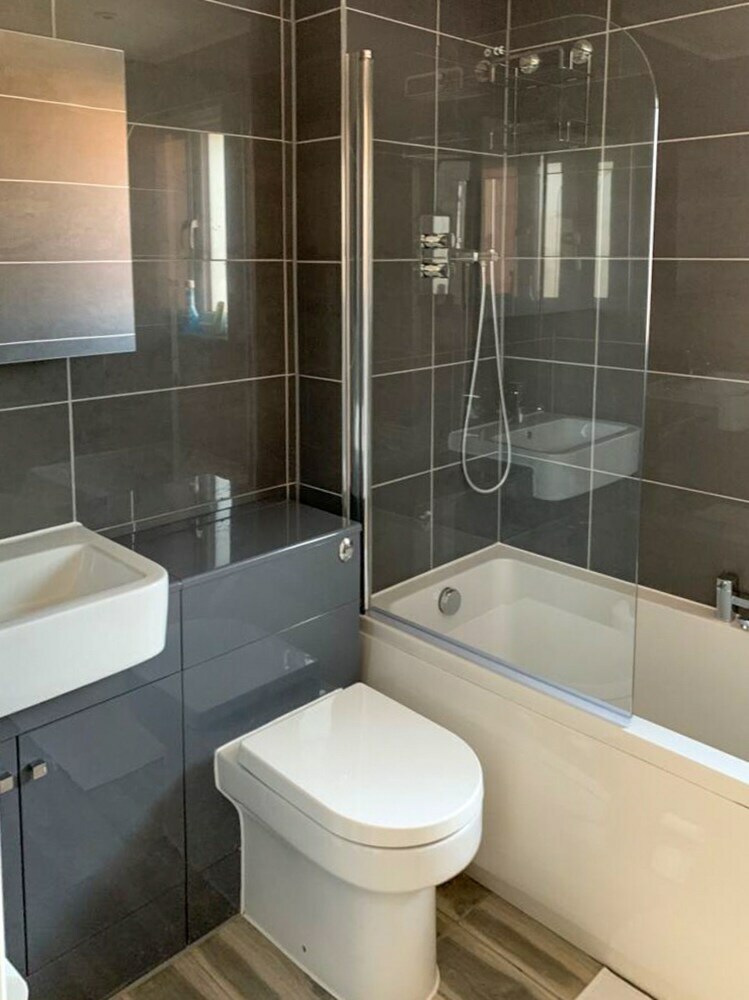 3 Bedroom House In Central London