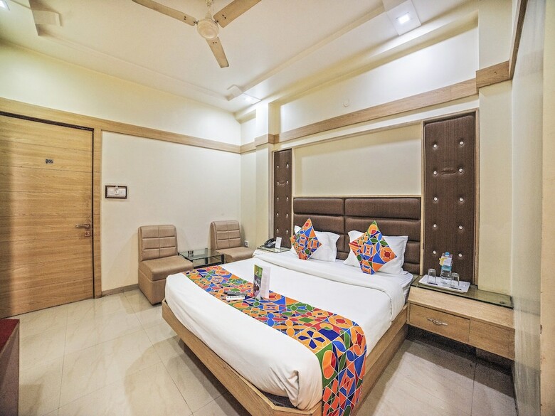Fabhotel Santoor