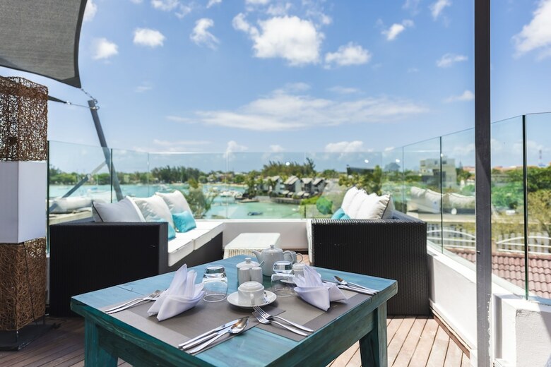 Hotel Azur Paradise