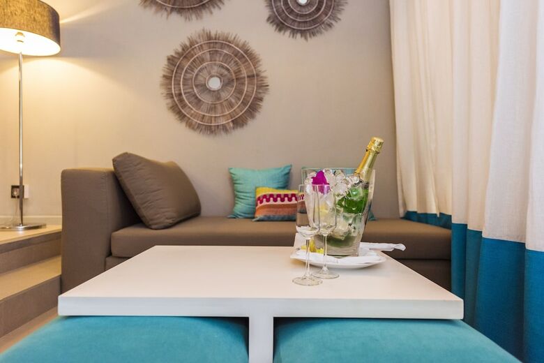 Hotel Azur Paradise