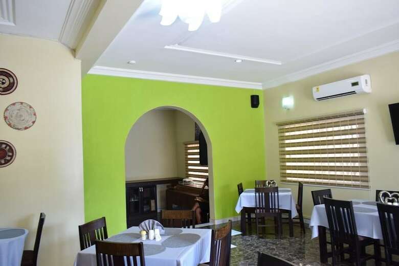 Relle Suites Hotel