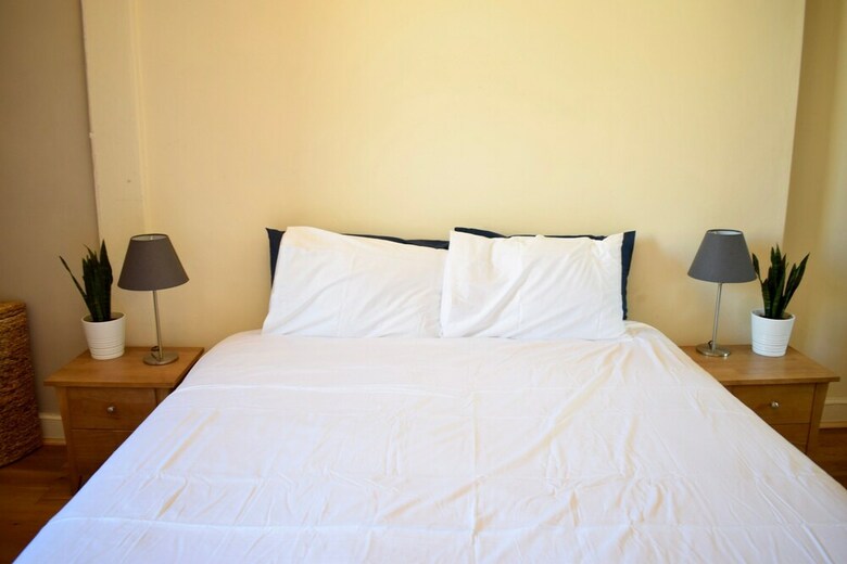Apartamentos 2 Bedroom Traditional Edinburgh Flat