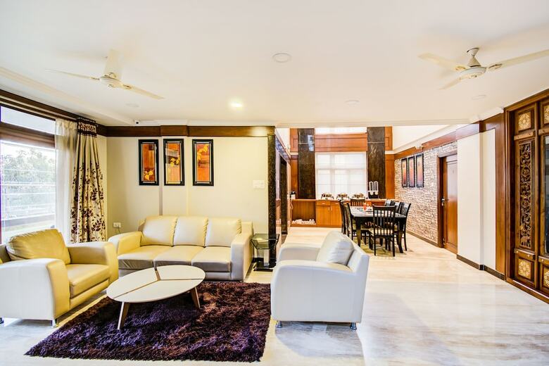 Fabhotel Wagtail Suites