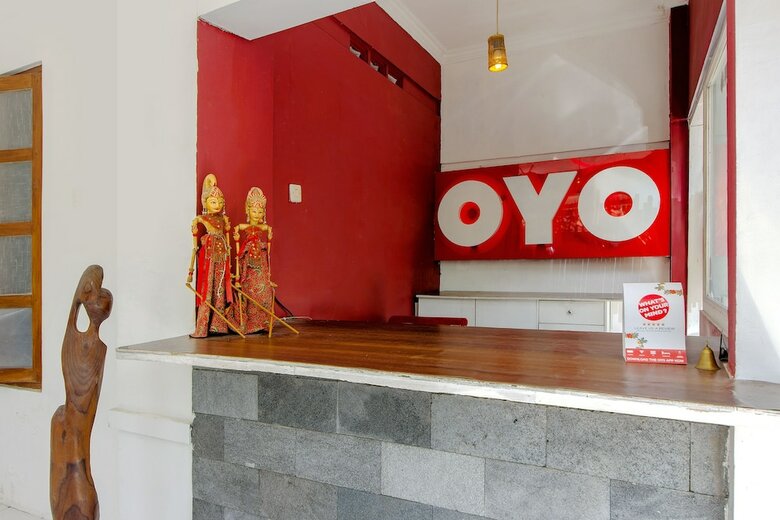 Hostal Oyo 287 Rumah Eyang
