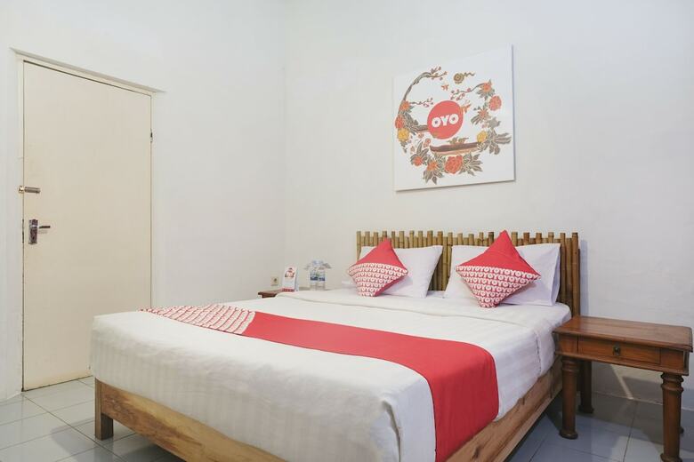 Hostal Oyo 287 Rumah Eyang